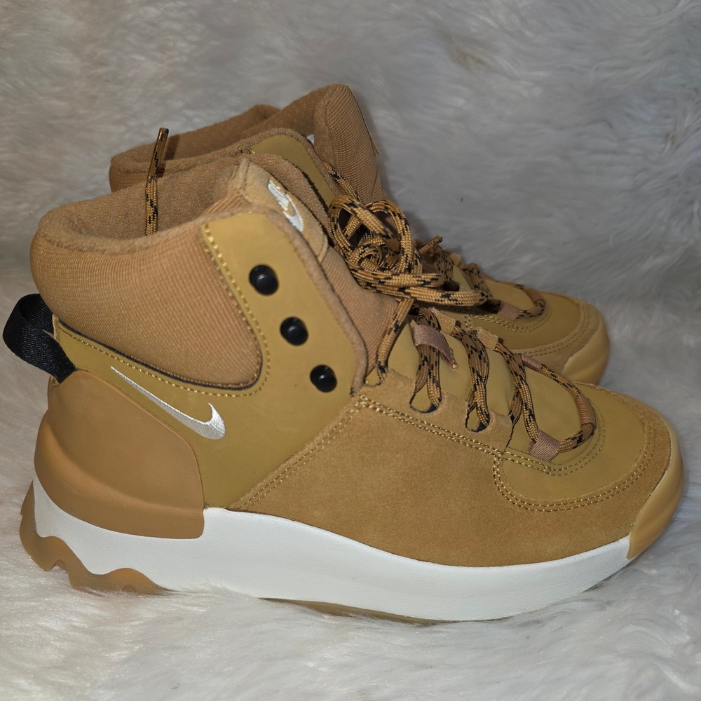 Nike City Classic Women's Boots Size 6.5 Wheat Brown DQ5601-710 Hiking Casual
